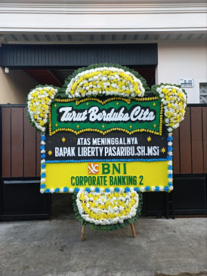 Papan Bunga Duka di Babakanpari